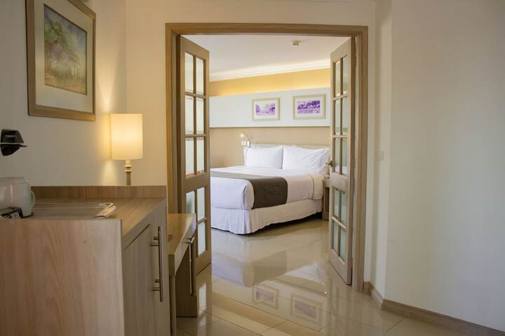 Room 25 of 61