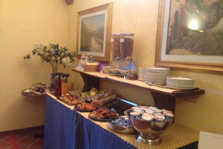 Dining 99 of 142