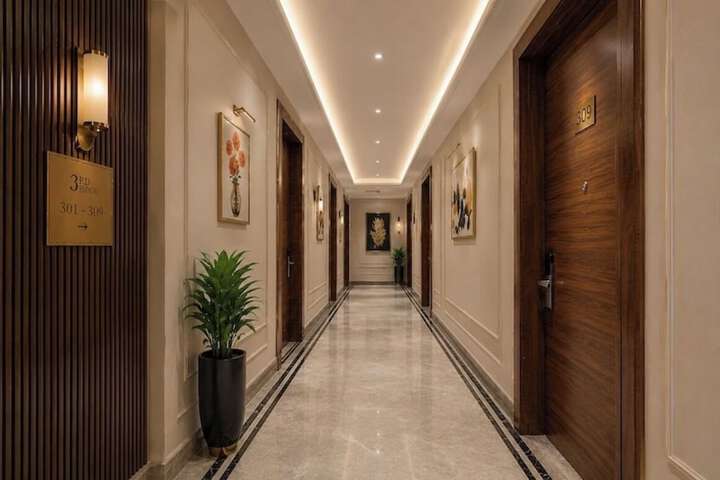 Entrance & Lobby