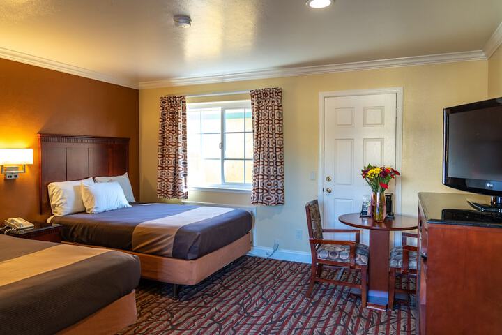 2 Double Beds (5 of 6)
