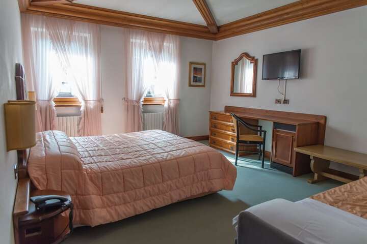 Room 29 of 54
