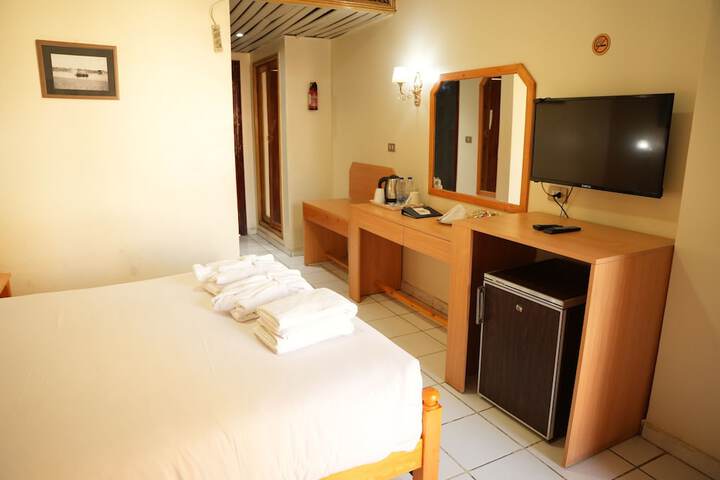 Room 64 of 120