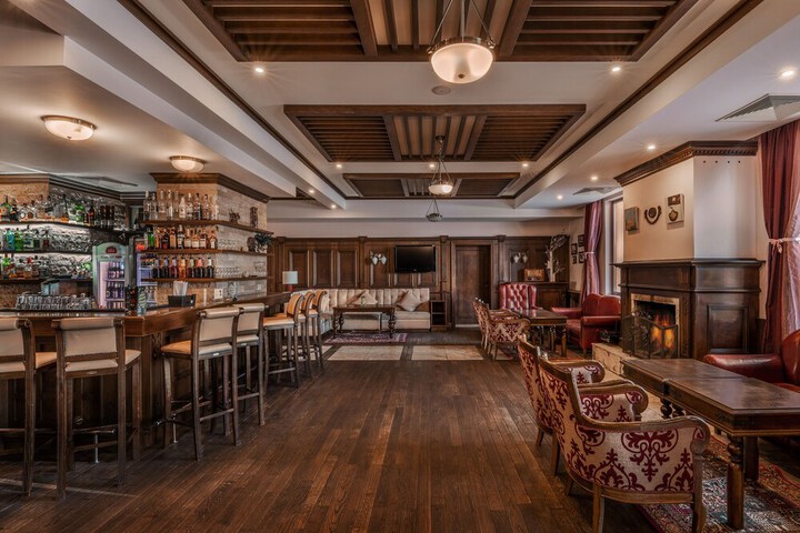Lobby Entry