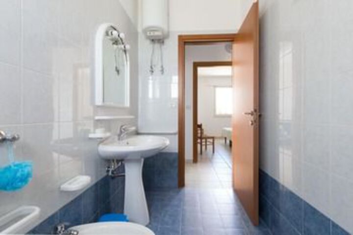 Room 3 of 19