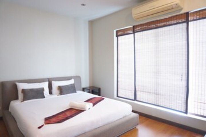 Room 26 of 42