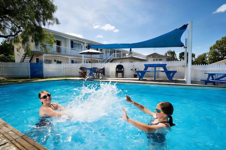 Pool 57 of 65