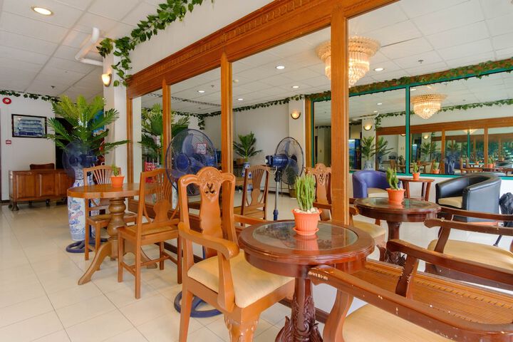 RedDoorz at Ramos Lacson Street
