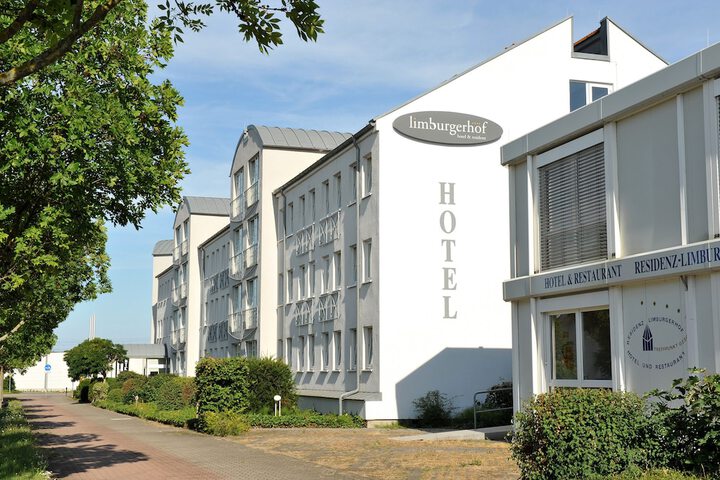 Hotel 15 of 16
