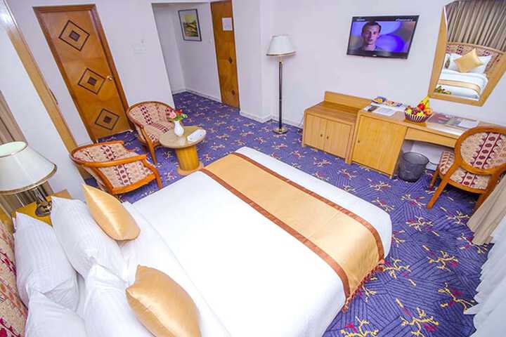 Room 8 of 46