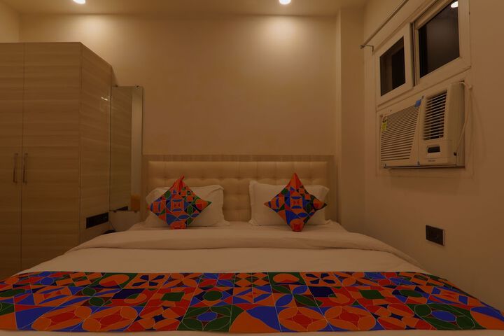 Room 14 of 38