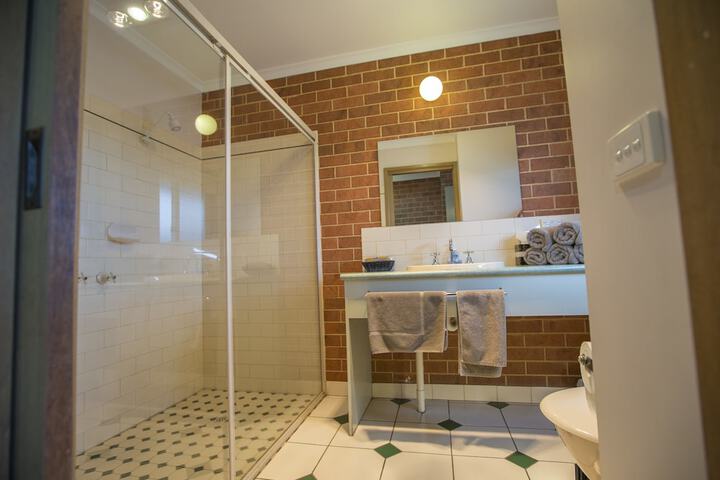 Bath Photo