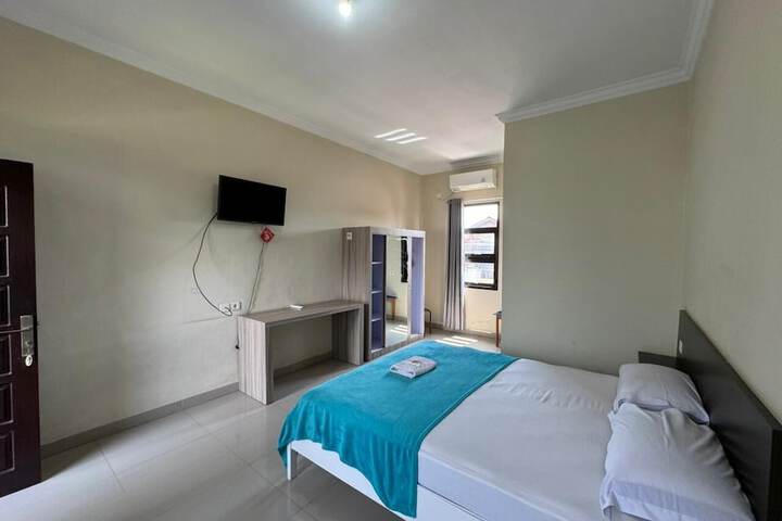 Room 3 of 17