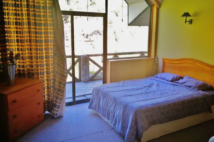 Room 3 of 17