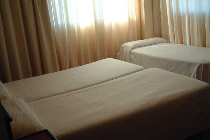 Room 7 of 26