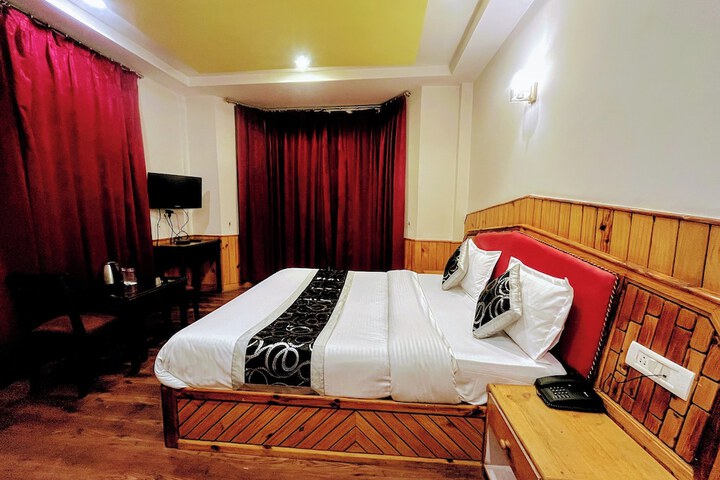 Room 17 of 43