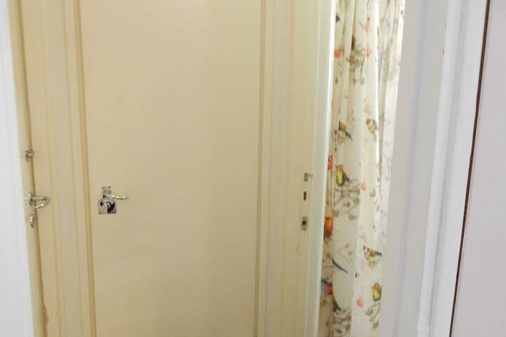 Room 57 of 86