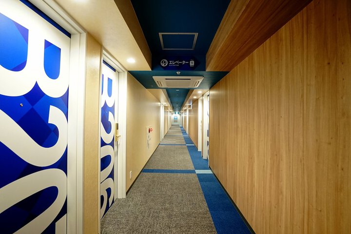 Ballroom/Hall 50 of 58