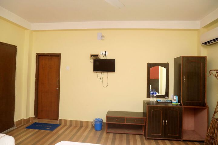 Room 26 of 66