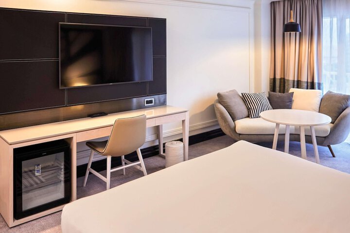 Room 54 of 161