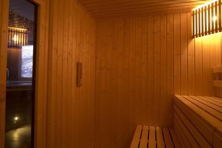 Spa 27 of 38