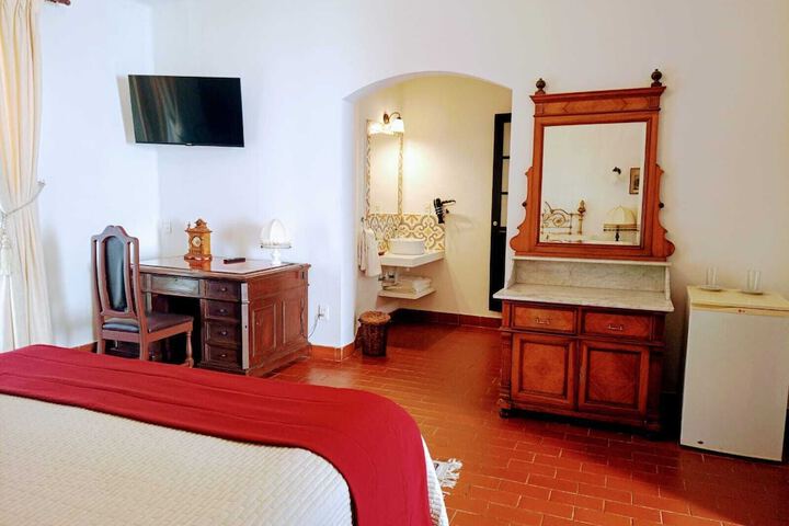 Room 25 of 70
