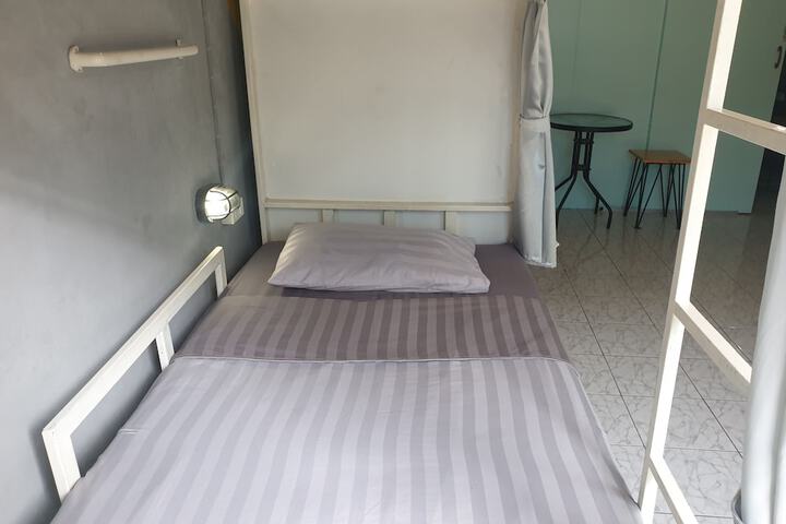 Room 22 of 43
