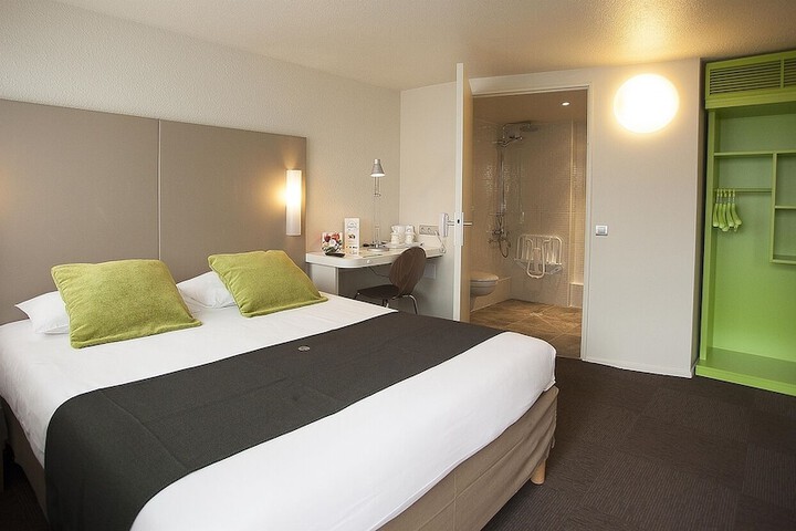 Room 5 of 22