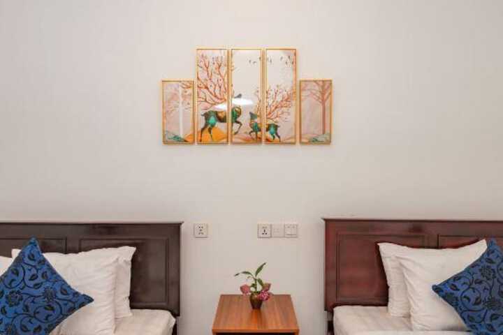Room 13 of 47