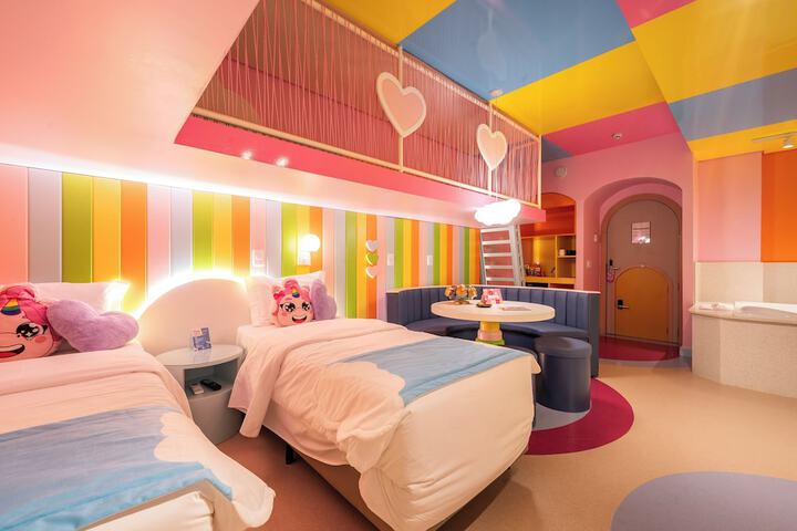 Room 46 of 75