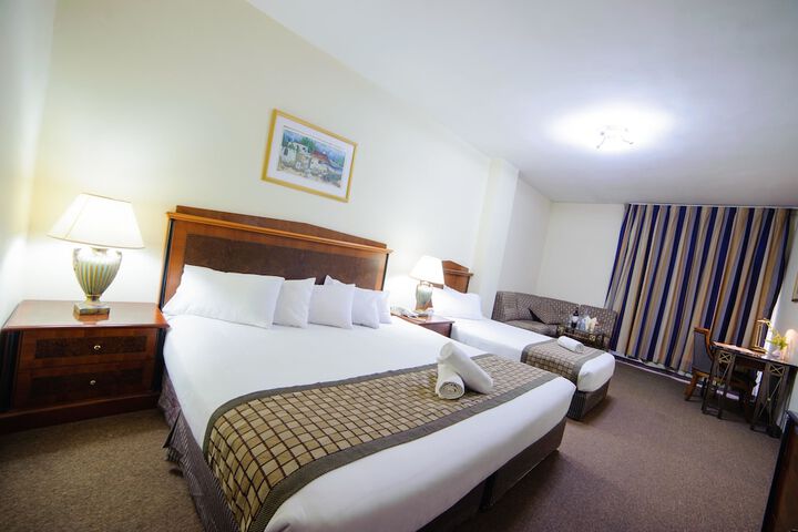 Room 6 of 29