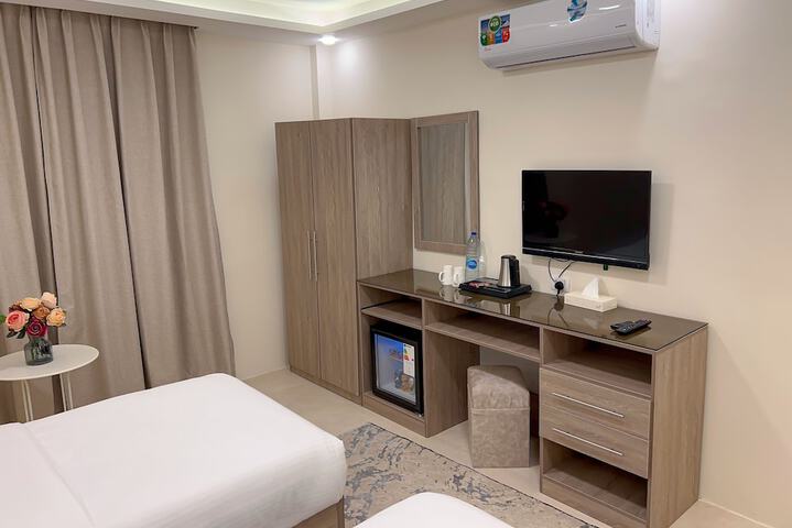Room 21 of 30