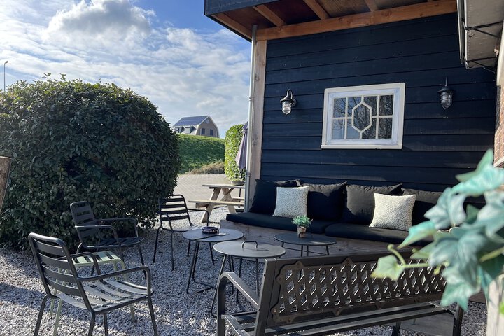 Terrace/Patio 12 of 33