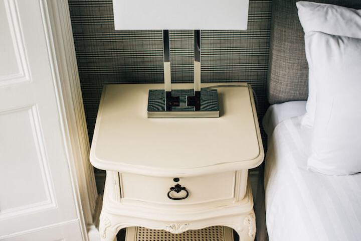 Room 10 of 43