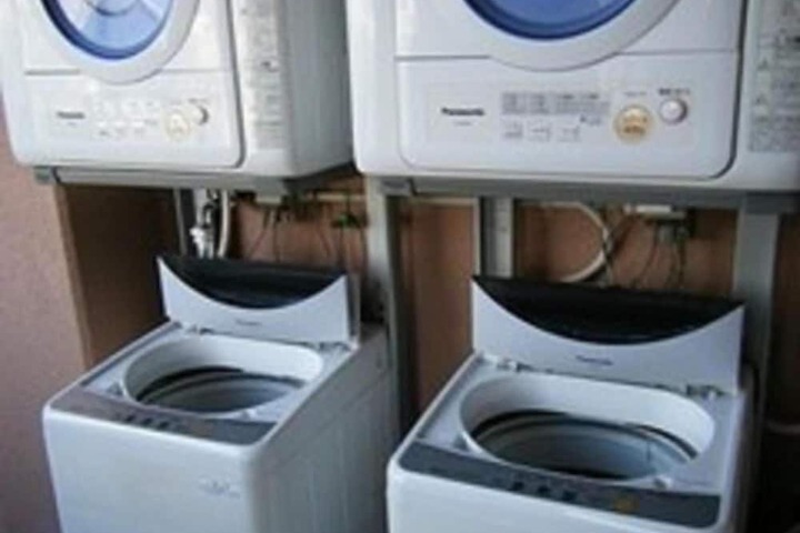 Laundry 26 of 41