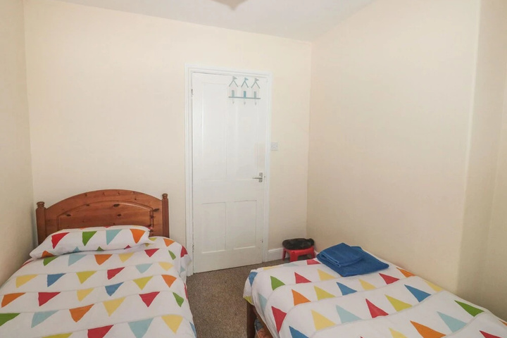 Room 3 of 11