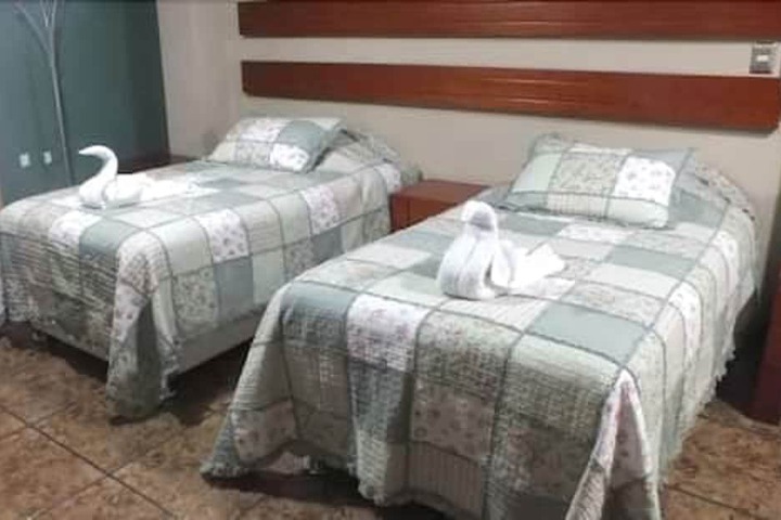 Room 9 of 29