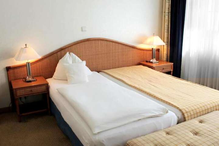 Room 3 of 23