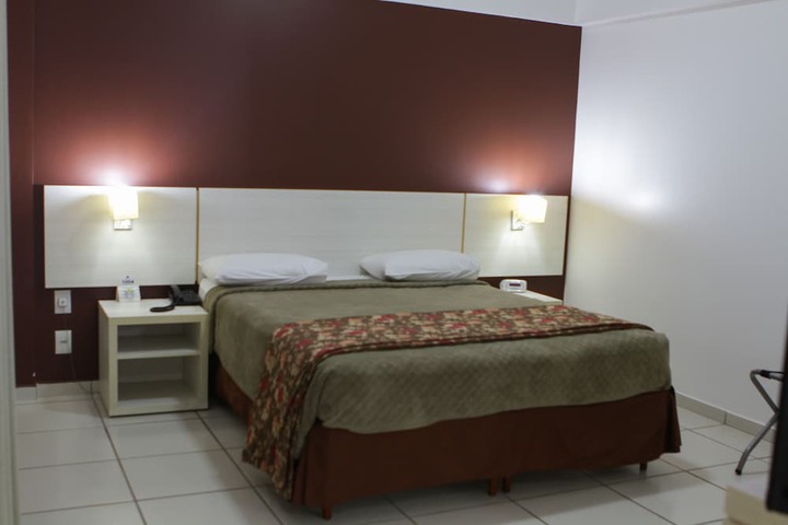Room 12 of 93