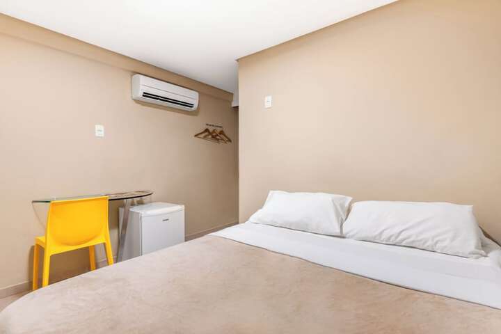 Room 34 of 75