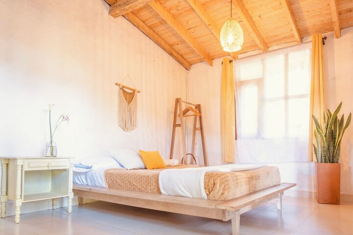 Room 8 of 36