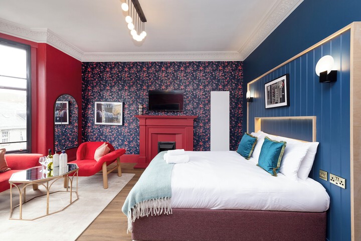 Room 42 of 55