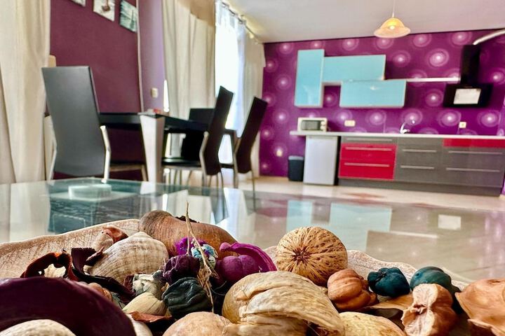 Room 27 of 151