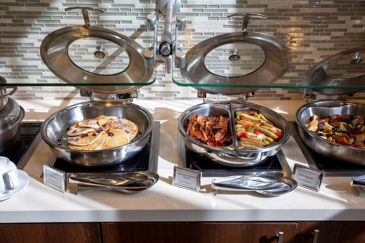 Breakfast buffet