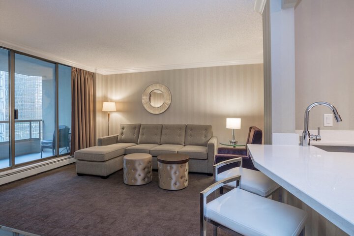 Room 15 of 42