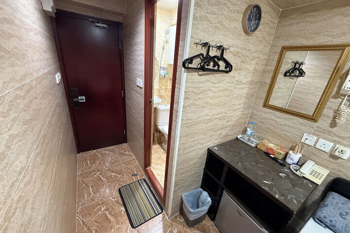 Room 78 of 138