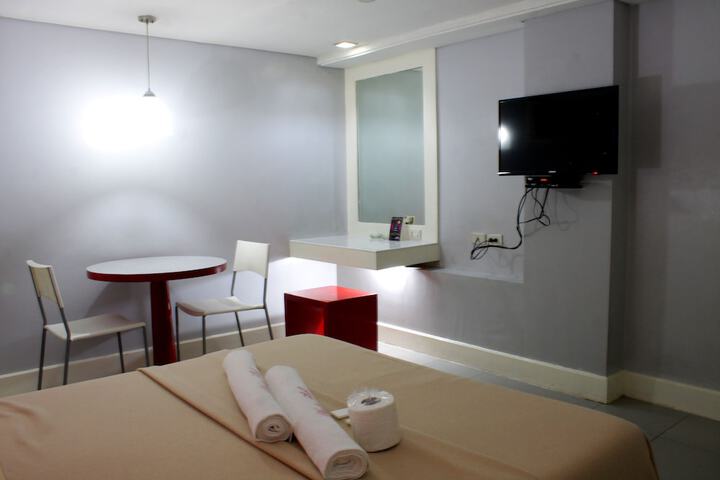 Room 2 of 26