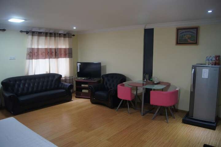Room 19 of 32