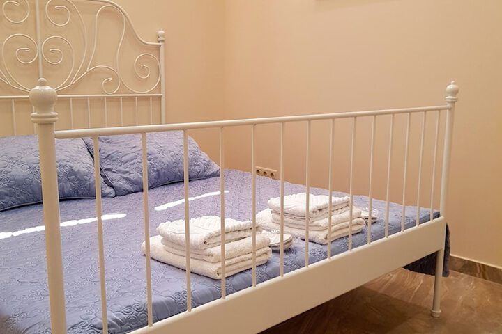 Room 33 of 89