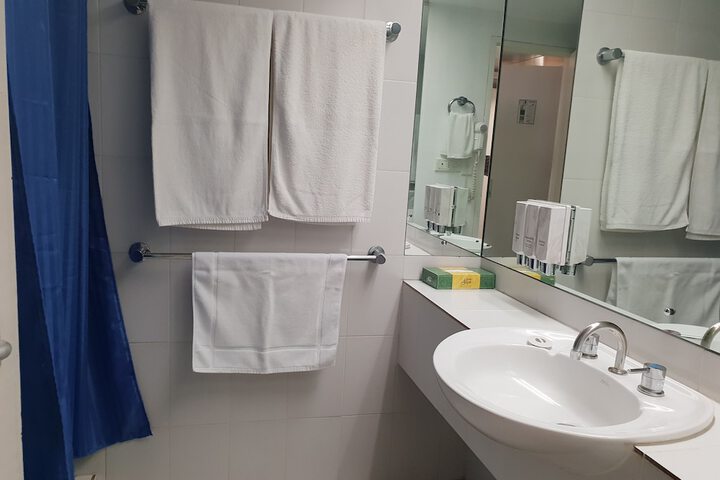 Room 18 of 31
