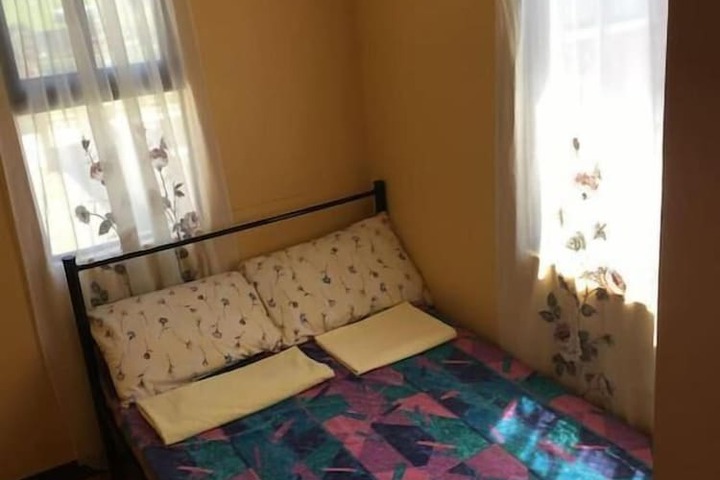 Room 11 of 50